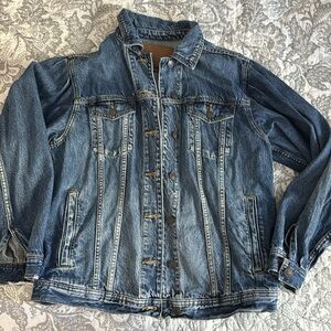 American Eagle Outfitters Light Blue Denim Jacket